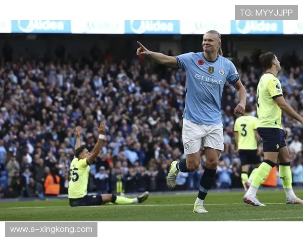 哈兰德门前抢点头球完成绝杀